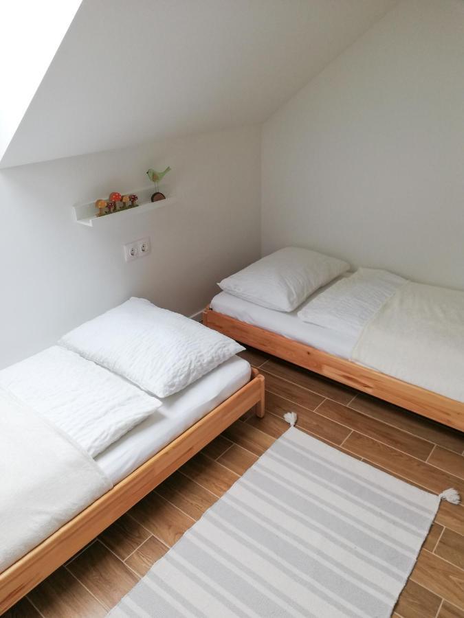 Apartament Zoeld Terasz Vendeghaz *